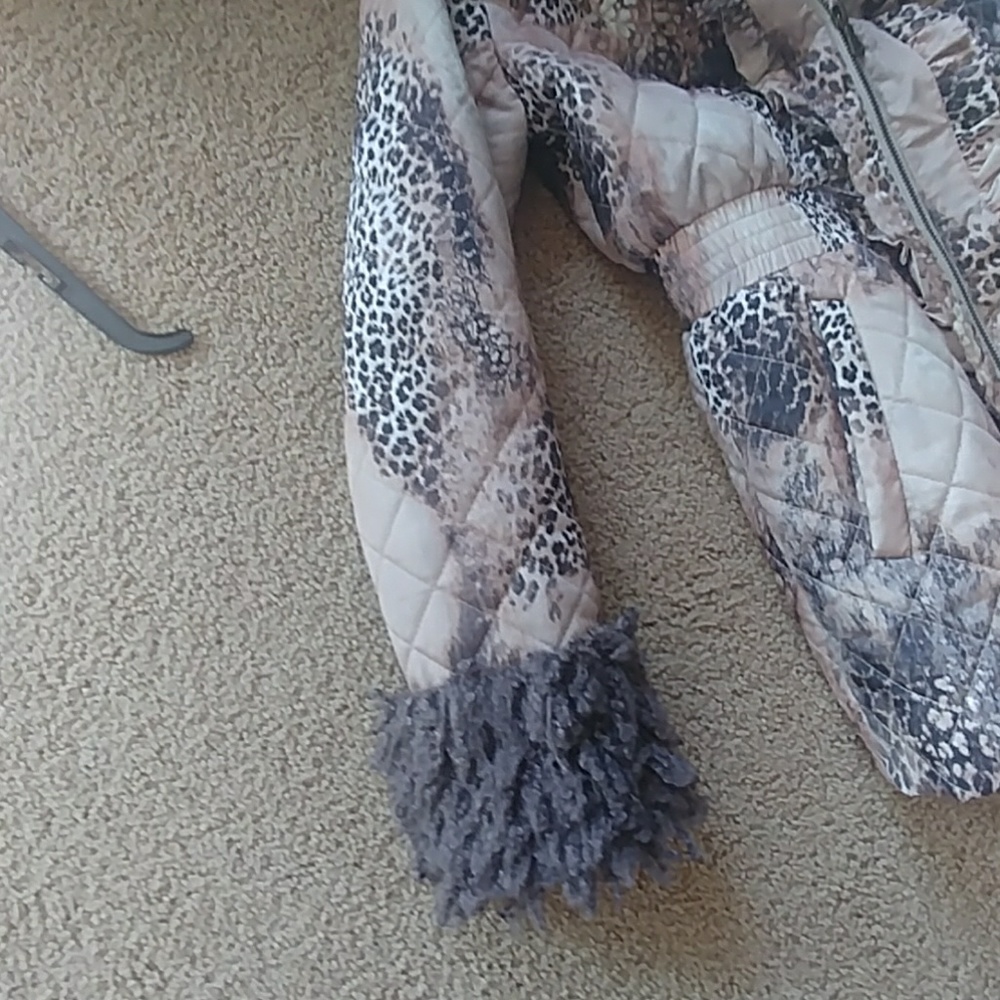 Jacket - Picture 4 of 5
